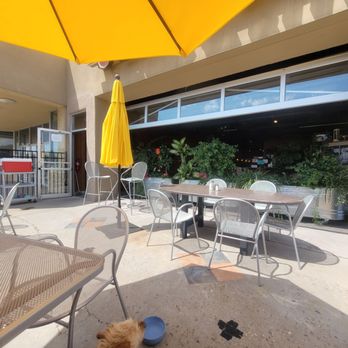 Santa Fe Bite - Small patio - American Near Me - Santa Fe, New Mexico