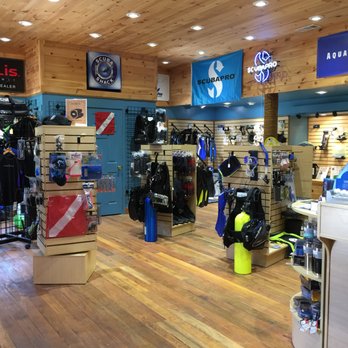 Scuba Shack Nashville - Stop by our store to have a Scuba Shack Teammate help you find gear that fits! - Scuba Diving Near Me - Nashville, Tennessee Scuba Shack Nashville - Stop by our store to have a Scuba Shack Teammate help you find gear that fits! - Scuba Diving Near Me - Nashville, Tennessee