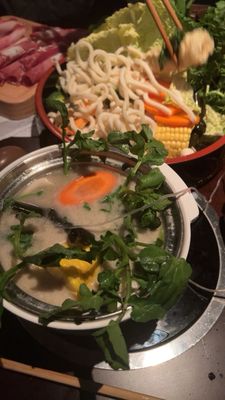 Lamei Hot Pot by null