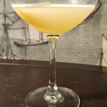 The Parlour - Bee's Knees - Tanqueray, lemon juice, and Barclay Honey Syrup made from beehives on the roof of the hotel - Breakfast & Brunch Near Me - New York, New York The Parlour - Bee's Knees - Tanqueray, lemon juice, and Barclay Honey Syrup made from beehives on the roof of the hotel - Breakfast & Brunch Near Me - New York, New York