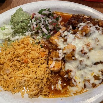 Terraza - Chicken with chipotle sauce and crawfish and shrimp - Mexican Near Me - Texas City, Texas Terraza - Chicken with chipotle sauce and crawfish and shrimp - Mexican Near Me - Texas City, Texas