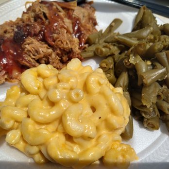 Harmon's Barbecue - Pulled pork, mac and cheese, green beans. - Barbeque Near Me - Fort Mitchell, Kentucky