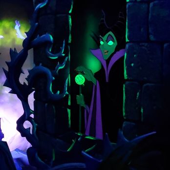 Sleeping Beauty Castle Walkthrough - Oooh, Maleficent! In all her evil glory! - Amusement Parks Near Me - Anaheim, California Sleeping Beauty Castle Walkthrough - Oooh, Maleficent! In all her evil glory! - Amusement Parks Near Me - Anaheim, California