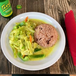 Taste Jamaica - Vegetable curry with rice and beans. Grapefruit soda.