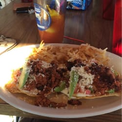Lucke's Cantina - huevos rancheros and Bloody Mary
