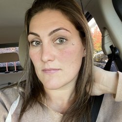 Eyebrow Hub - Tinted eyebrows