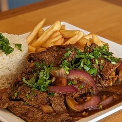 Heights 167 - Yummy Lomo Saltado
