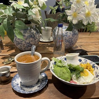 maman - annes roasted cauliflower salad - Breakfast & Brunch Near Me - Bethesda, Maryland