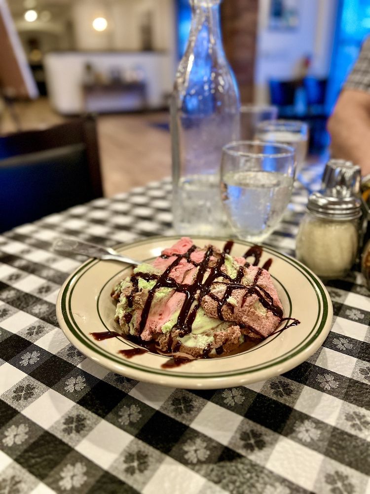 Fratellos Italian Kitchen + Bar Fratellos Italian Kitchen + Bar