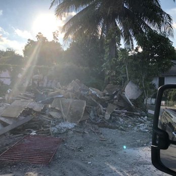 American Stump Removal Services - a pile of rubble - Tree Services Near Me American Stump Removal Services - a pile of rubble - Tree Services Near Me