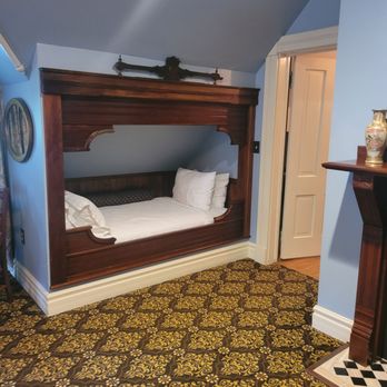 Ann Bean Mansion - Nook in Cynthia's room - Bed & Breakfast Near Me - Stillwater, Minnesota Ann Bean Mansion - Nook in Cynthia's room - Bed & Breakfast Near Me - Stillwater, Minnesota