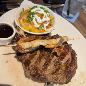 Yard House - Bars Near Me - Sunrise, Florida Yard House - Bars Near Me - Sunrise, Florida