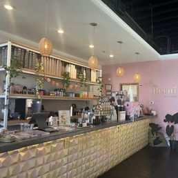 Such gorgeous, welcoming, Costa Rican infused decor