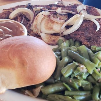 Schobels Restaurant - Liver and onions with green beans - Buffets Near Me - Columbus, Texas Schobels Restaurant - Liver and onions with green beans - Buffets Near Me - Columbus, Texas