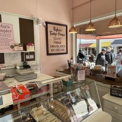 Ryba's Fudge Shops