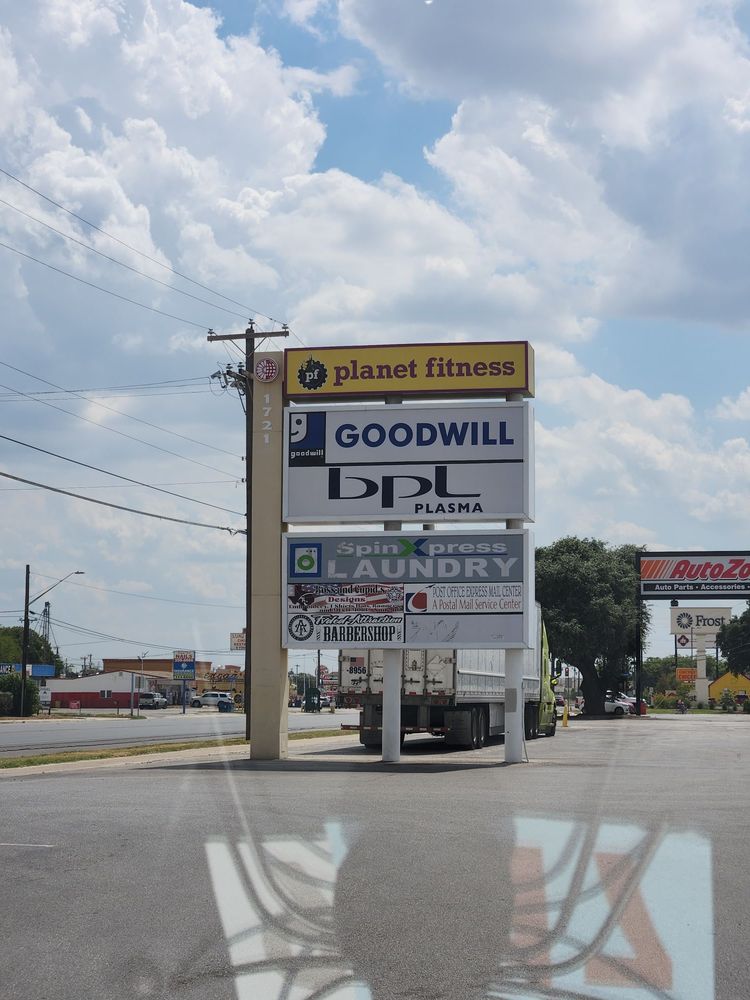 GOODWILL STORE AND DONATION STATION Updated September 2024 1721 S