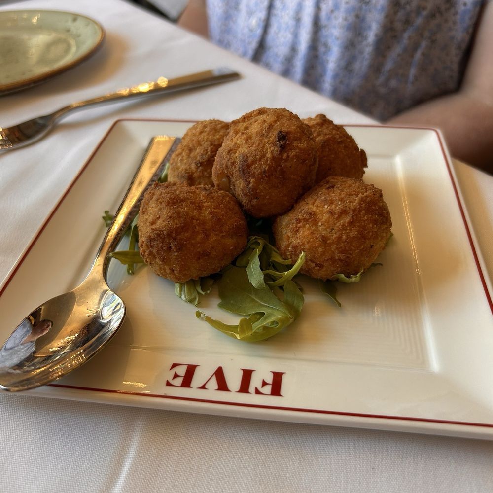 Five Steakhouse - Crab Tots - Wine Bars Near Me - Plymouth, Michigan