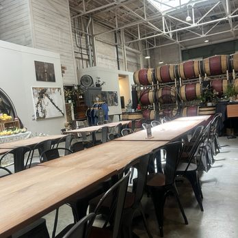 Lucid Winery - Wine Tasting Room Near Me - Sacramento, California