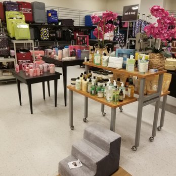 TJ Maxx - Women's Clothing Near Me - Glendale, New York