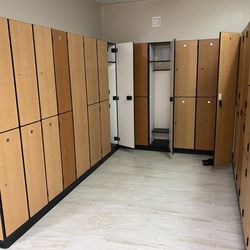 The Bilancia Day Spa & Wellness Center - Locker room