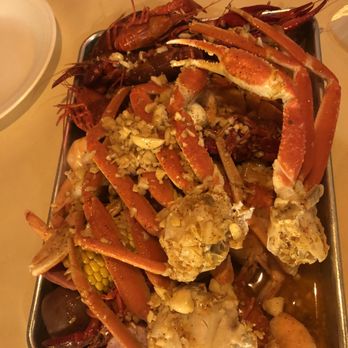 Ocean Crab - Snow crab seafood boil - Seafood Near Me - Chantilly, Virginia
