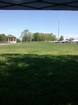 HUNTING PARK RECREATION CENTER Updated March 2025 900 W Hunting