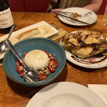 Cañete - Burrata, cannelloni, fried eggplant, and excellent red wine. - Tapas/Small Plates Near Me - Barcelona, B Cañete - Burrata, cannelloni, fried eggplant, and excellent red wine. - Tapas/Small Plates Near Me - Barcelona, B