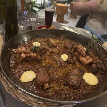 Suspiro - Paella De Carne - Spanish Near Me - San Jose, California