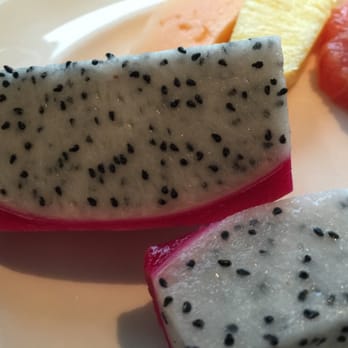 隆堡麗景酒店 - They offer dragon fruit in their club lounge as well as at the breakfast buffet! - Hotels Near Me - Hong Kong, HK