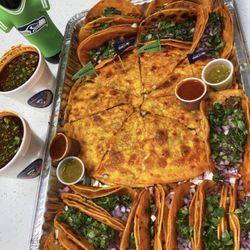 JJ's Birrieriia & Antojitos