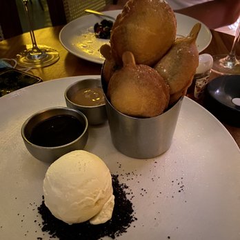 Harry's - Fried Oreos - Steakhouses Near Me - Cancún, ROO