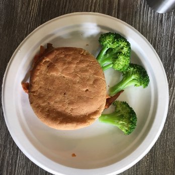 The Pureganic Cafe - Pulled BBQ mushroom - Vegan Near Me - Harrison, New York