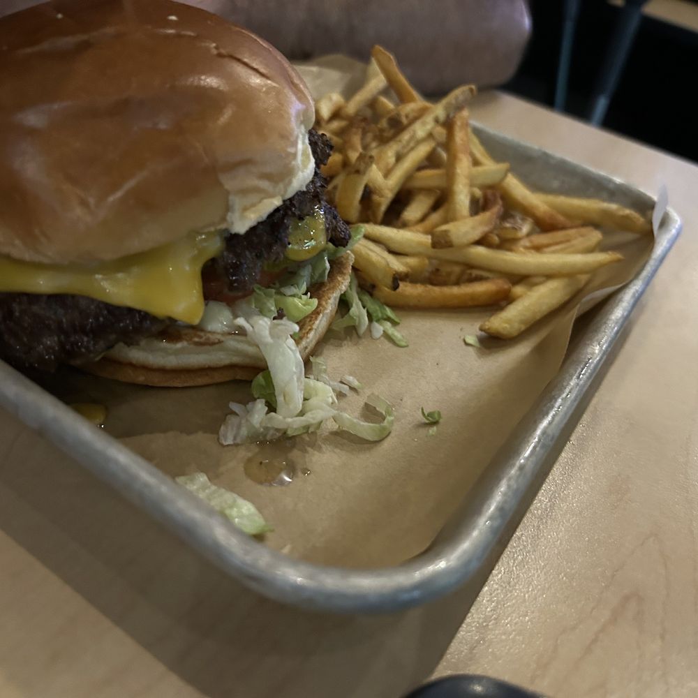 All-American Cheeseburger All-American Cheeseburger