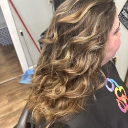109 Haircuts - By Paula