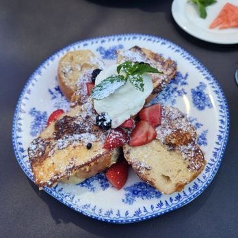 Cecilia - Breakfast & Brunch Near Me - Vancouver, Washington Cecilia - Breakfast & Brunch Near Me - Vancouver, Washington