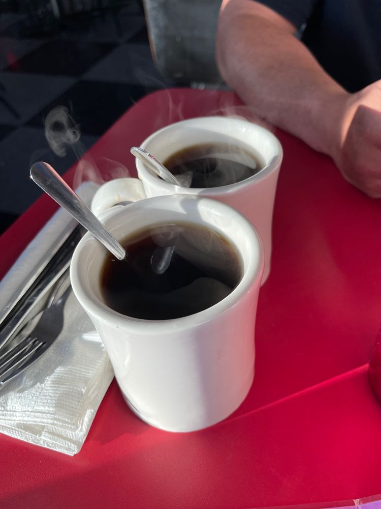 STRAWN’S EAT SHOP ALSO 106 Photos & 85 Reviews 2335 Airline Dr