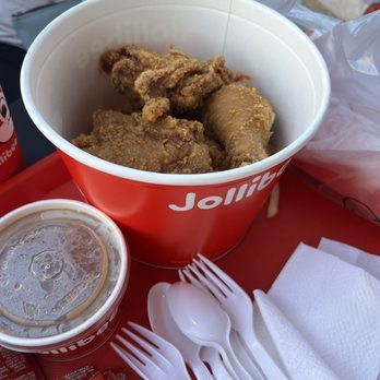 Jollibee - Chicken - Chicken Shop Near Me - Jacksonville, Florida