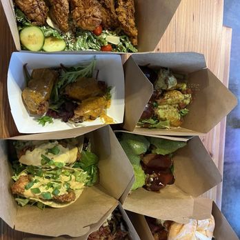 Christina’s Cartel - Chicken Wings Near Me - Happy Valley, Oregon