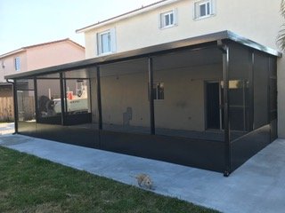 Slide of EBG Screen Enclosures & Techos De Aluminio