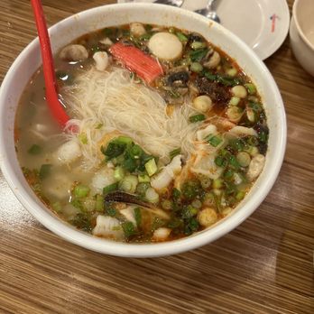 Noodle World - 26. Seafood Tom Yum - Chinese Near Me - Alhambra, California
