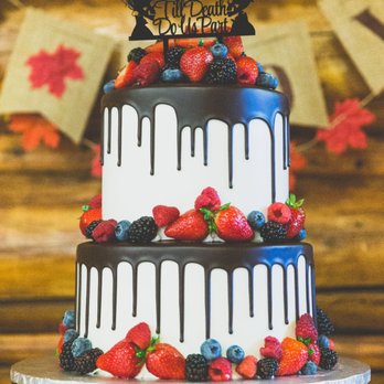Freeport Bakery - Our beautiful cake! - Bakeries Near Me - Sacramento, California