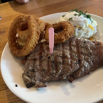 Applebee's Grill + Bar - Undone food. - Sports Bars Near Me - Mc Minnville, Tennessee