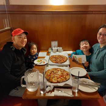Modern Apizza - Our Fam @ Modern Apizza! - Pizza Near Me - New Haven, Connecticut