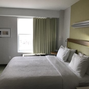 SpringHill Suites by Marriott New York LaGuardia Airport - Bedroom - Hotels Near Me - Corona, New York SpringHill Suites by Marriott New York LaGuardia Airport - Bedroom - Hotels Near Me - Corona, New York