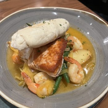 Time & Place Kitchen | Bar - Cioppino $30 - Breakfast & Brunch Near Me - Burnaby, British Columbia Time & Place Kitchen | Bar - Cioppino $30 - Breakfast & Brunch Near Me - Burnaby, British Columbia