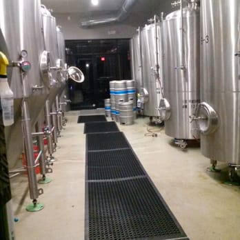 Broken Bow Brewery - Lots og beer making equipment. - Breweries Near Me - Tuckahoe, New York