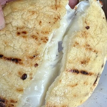 The Latin House - Arepa de queso - Argentine Near Me - Walker, Michigan