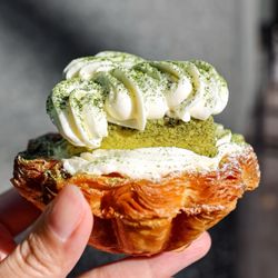 Naisnow Tea and Bakery - Matcha tiramisu tart (@joeynht)