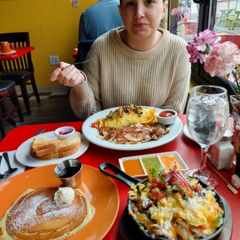 RJ Skillets - Mexican Near Me - Portland, Oregon