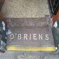 M O'Briens - Entryway